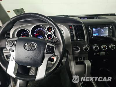 2017 Toyota Sequoia Limited - zdjęcie 11 z 32 - miniatura
