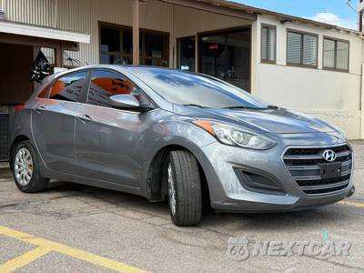 2017 Hyundai Elantra GT Hatchback - zdjęcie 3 z 34 - miniatura