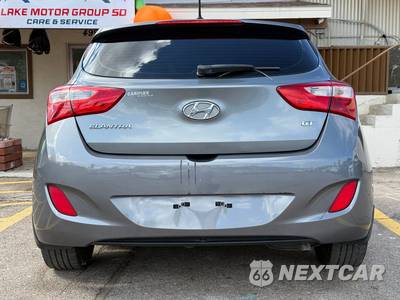 2017 Hyundai Elantra GT Hatchback - zdjęcie 8 z 34 - miniatura