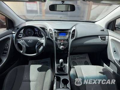 2017 Hyundai Elantra GT Hatchback - zdjęcie 26 z 34 - miniatura