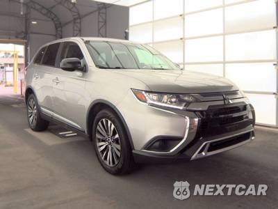 2019 Mitsubishi Outlander ES - zdjęcie 3 z 56 - miniatura