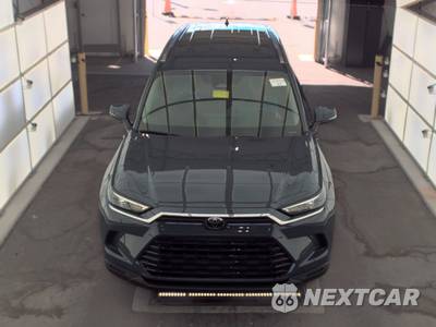 2024 Toyota Grand Highlander XLE - zdjęcie 2 z 19 - miniatura
