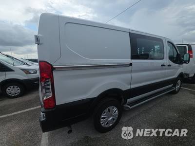2025 Ford Transit 250 Cargo Van Low Roof 130.0" WB - zdjęcie 4 z 21 - miniatura