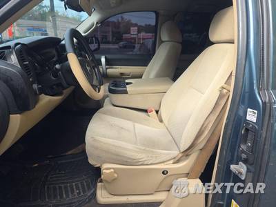 2007 Chevrolet Silverado 1500 LT Extended Cab Medium Bed 1LT w/Rear Doors - zdjęcie 13 z 31 - miniatura