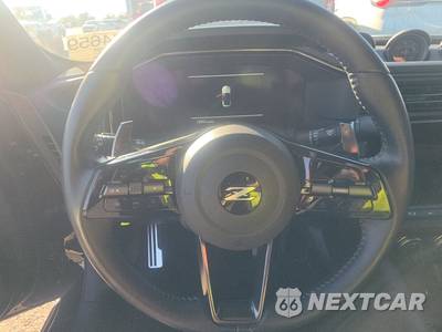2025 Nissan Z Performance - zdjęcie 10 z 18 - miniatura