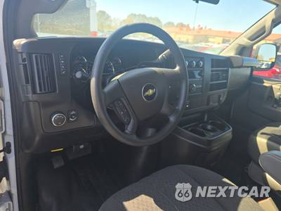 2025 Chevrolet Express 2500 Cargo Van 1WT 135.0" WB - zdjęcie 11 z 22 - miniatura