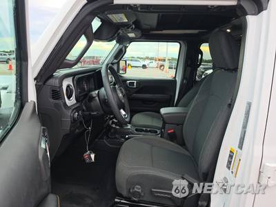 2026 Jeep Wrangler 4 Door Sahara - zdjęcie 7 z 22 - miniatura