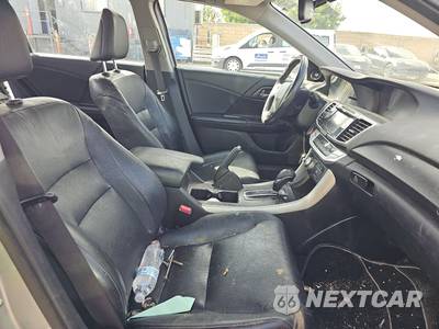 2014 Honda Accord Sedan Touring - zdjęcie 8 z 27 - miniatura