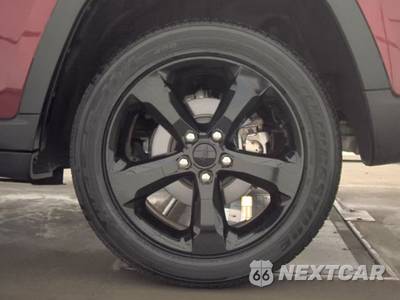 2023 Jeep Grand Cherokee Altitude - zdjęcie 12 z 28 - miniatura