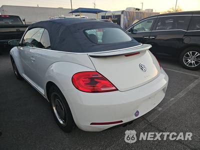 2016 Volkswagen Beetle Convertible Denim - zdjęcie 6 z 28 - miniatura