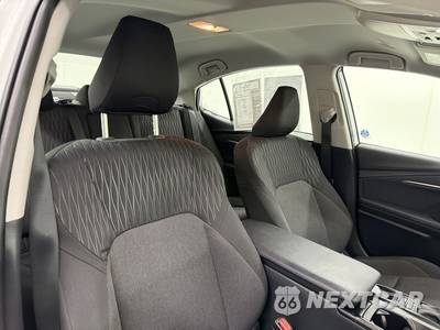 2026 Toyota Camry LE - zdjęcie 18 z 30 - miniatura