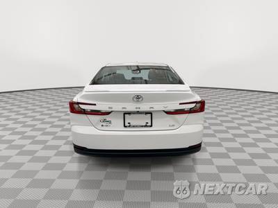 2026 Toyota Camry LE - zdjęcie 9 z 30 - miniatura