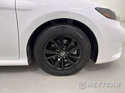 2026 Toyota Camry LE - zdjęcie 14 z 30 - miniatura