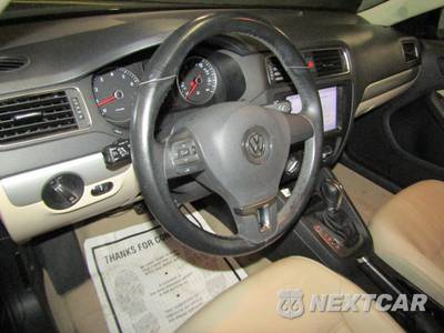 2014 Volkswagen Jetta SE Sedan w/Connectivity & Sunroof - zdjęcie 9 z 21 - miniatura