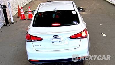 2017 Kia Forte LX Sedan - zdjęcie 5 z 28 - miniatura