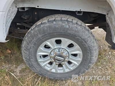 2020 Ford Super Duty F-250 XLT Crew Cab Medium Bed - zdjęcie 11 z 33 - miniatura