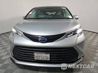 2024 Toyota Sienna XLE 7-Passenger 120.5" WB - zdjęcie 2 z 23 - miniatura