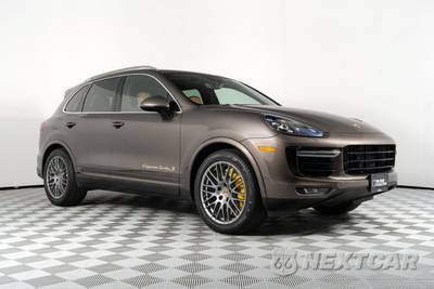 2016 Porsche Cayenne Turbo S - zdjęcie 1 z 55 - miniatura