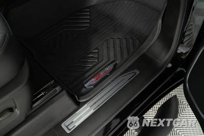 2023 Chevrolet Silverado 1500 LTZ Crew Cab Short Bed 1LZ - zdjęcie 13 z 48 - miniatura