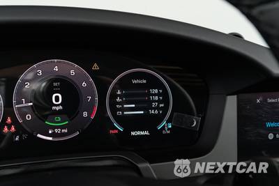 2025 Porsche 911 Targa 4 GTS - zdjęcie 33 z 43 - miniatura