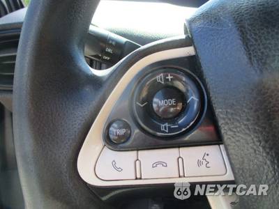 2018 Toyota Prius Two - zdjęcie 22 z 22 - miniatura
