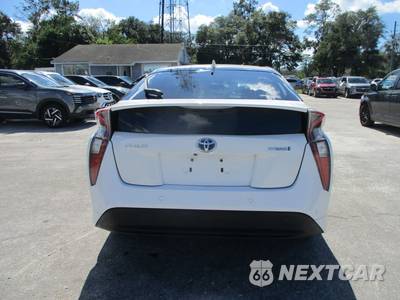 2018 Toyota Prius Two - zdjęcie 7 z 22 - miniatura
