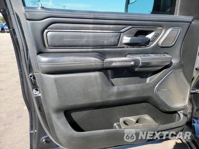 2019 Ram 1500 Limited Crew Cab Short Bed - zdjęcie 9 z 37 - miniatura
