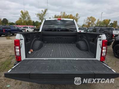 2021 Ford Super Duty F-250 XLT Crew Cab Medium Bed - zdjęcie 19 z 26 - miniatura
