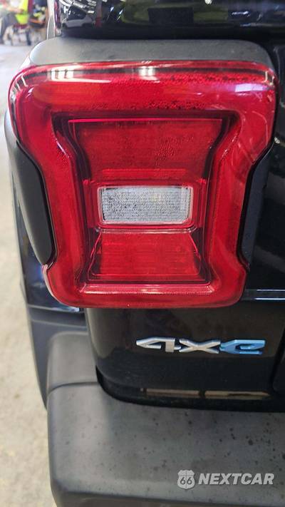 2024 Jeep Wrangler 4xe 4 Door Sahara - zdjęcie 22 z 27 - miniatura