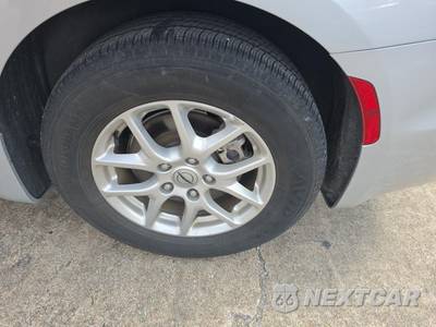 2024 Chrysler Pacifica Touring L 121.6" WB - zdjęcie 11 z 24 - miniatura