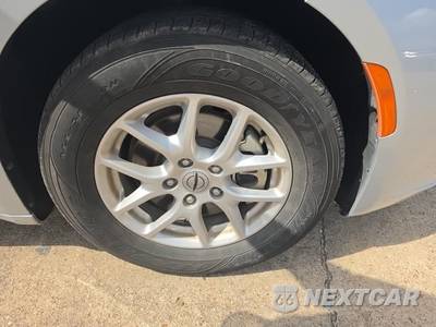 2024 Chrysler Pacifica Touring L 121.6" WB - zdjęcie 9 z 24 - miniatura