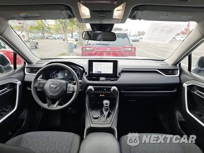 2025 Toyota RAV4 Hybrid XLE - zdjęcie 11 z 22 - miniatura