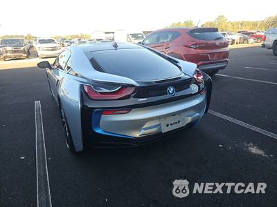 2016 BMW i8 MEGA WORLD - zdjęcie 6 z 23 - miniatura