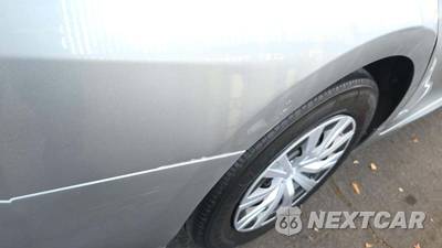 2018 Toyota Camry Hybrid LE - zdjęcie 27 z 28 - miniatura