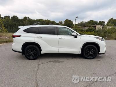 2023 Toyota Highlander L - zdjęcie 4 z 26 - miniatura
