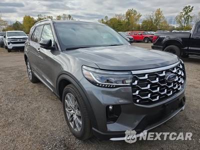 2026 Ford Explorer Platinum - zdjęcie 3 z 28 - miniatura