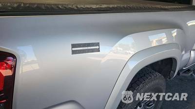 2018 Toyota Tacoma SR5 Extended Cab Long Bed w/Rear Doors - zdjęcie 20 z 28 - miniatura