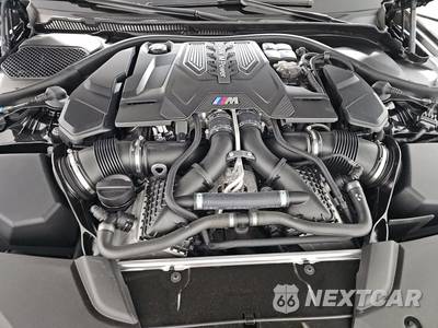 2022 BMW M5 Sedan - zdjęcie 16 z 24 - miniatura
