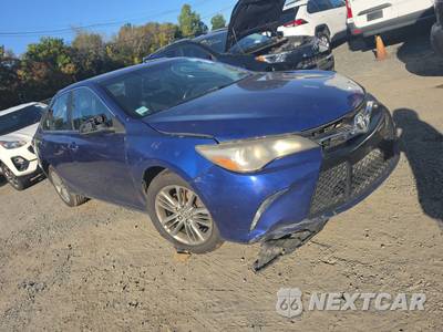 2016 Toyota Camry SE - zdjęcie 3 z 50 - miniatura