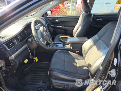 2017 Toyota Camry SE - zdjęcie 7 z 41 - miniatura