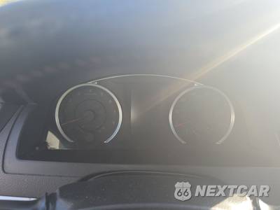 2016 Toyota Camry SE - zdjęcie 12 z 36 - miniatura