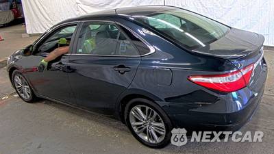 2016 Toyota Camry SE - zdjęcie 6 z 42 - miniatura