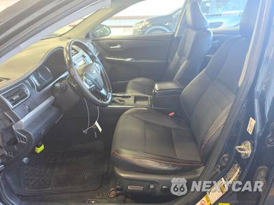 2016 Toyota Camry SE - zdjęcie 7 z 42 - miniatura