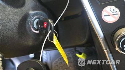 2016 Toyota Camry SE - zdjęcie 17 z 42 - miniatura