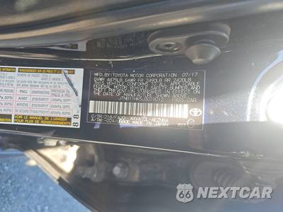 2018 Toyota Camry LE - zdjęcie 14 z 47 - miniatura
