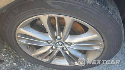 2016 Toyota Camry SE - zdjęcie 43 z 45 - miniatura