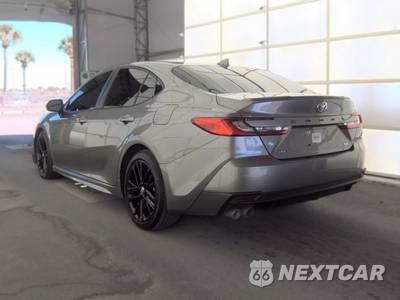 2026 Toyota Camry SE - zdjęcie 6 z 25 - miniatura