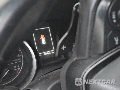2022 Toyota Camry SE - zdjęcie 12 z 33 - miniatura