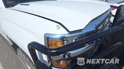 2016 Chevrolet Silverado 2500HD LTZ Crew Cab Medium Bed 1LZ - zdjęcie 27 z 28 - miniatura