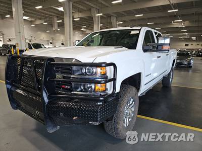 2016 Chevrolet Silverado 2500HD LTZ Crew Cab Medium Bed 1LZ